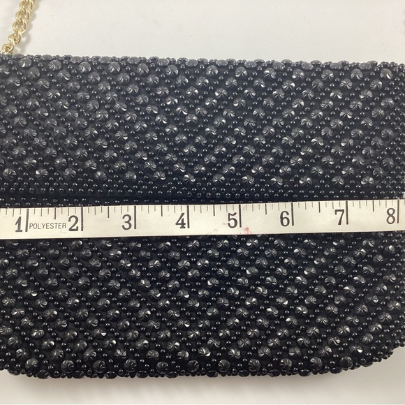 Vintage Handmade Black Beaded Purse With Satin Lining And 15” Gold Tone Chain. - Picture 8 of 10